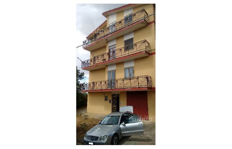 casa indipendente in vendita a Filiano in zona Scalera