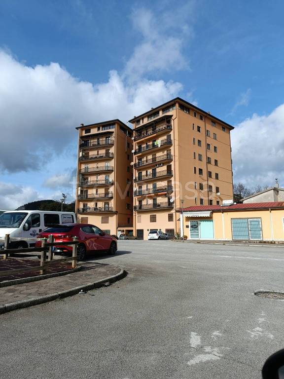 appartamento in vendita a Lagonegro