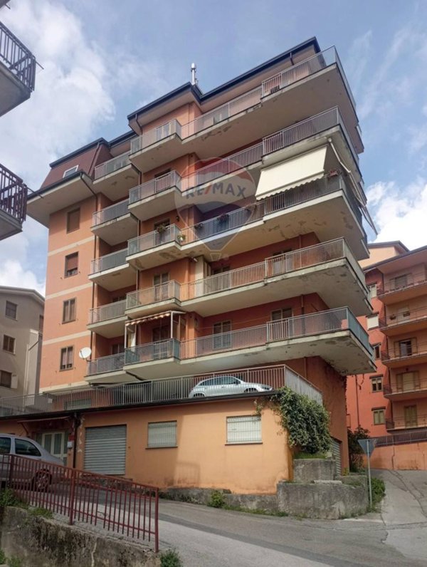 appartamento in vendita a Lagonegro