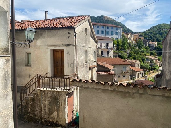 appartamento in vendita a Lagonegro