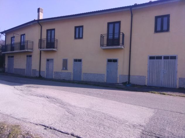 casa indipendente in vendita a Latronico