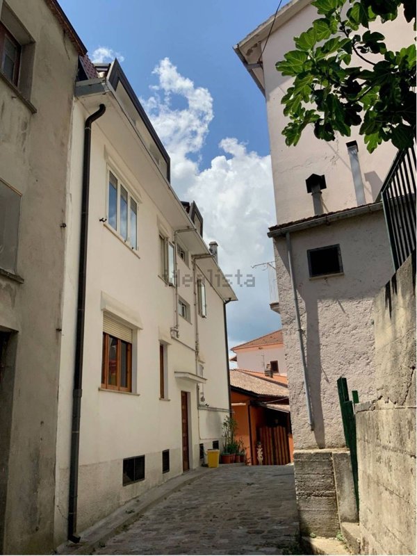 casa indipendente in vendita a Latronico