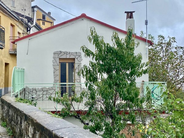 casa indipendente in vendita a Latronico