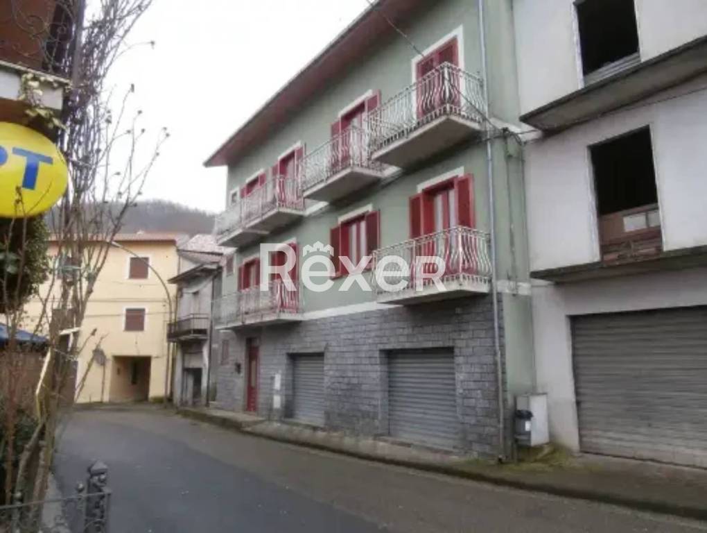 appartamento in vendita a Latronico in zona Agromonte/Magnano