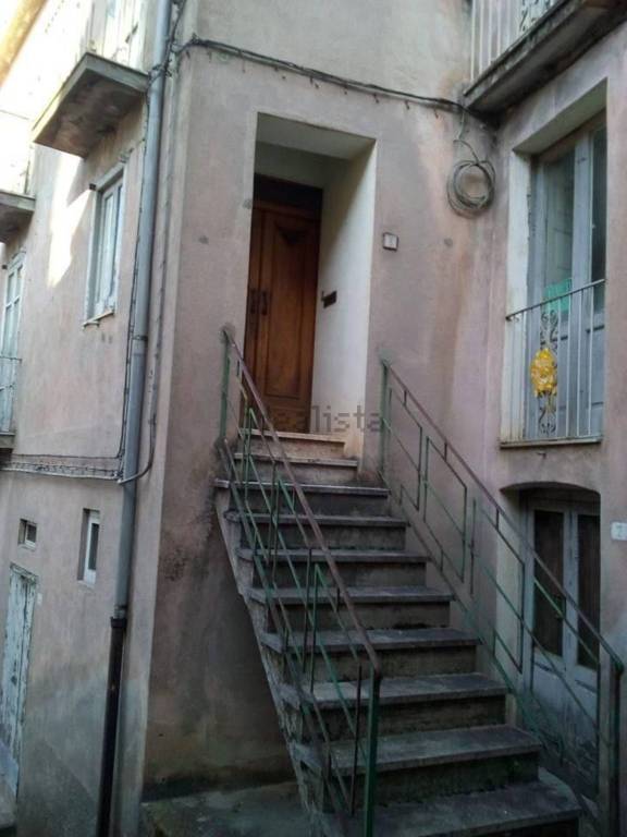 casa indipendente in vendita a Lauria