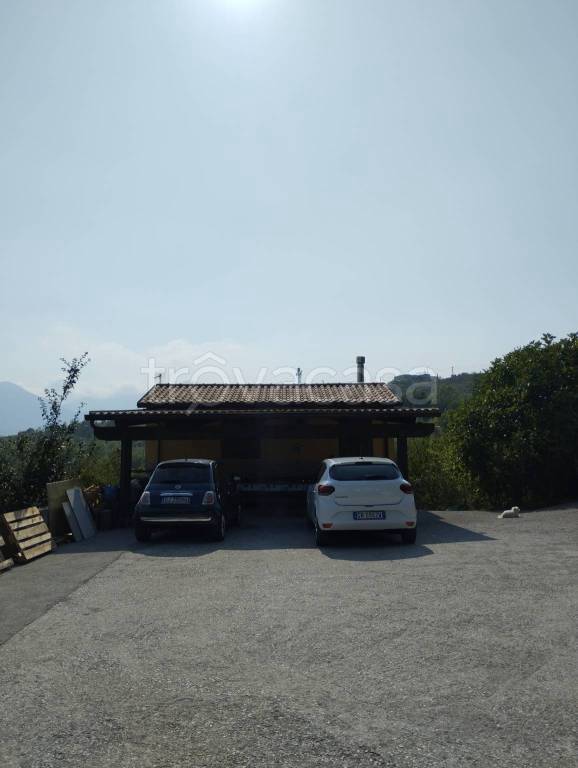 casa indipendente in vendita a Lauria