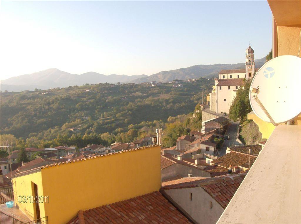 casa indipendente in vendita a Lauria