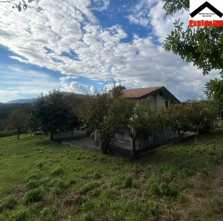 casa indipendente in vendita a Lauria