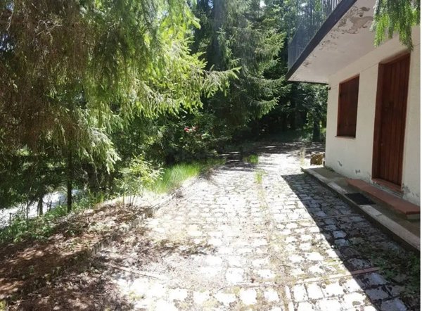 casa indipendente in vendita a Lauria