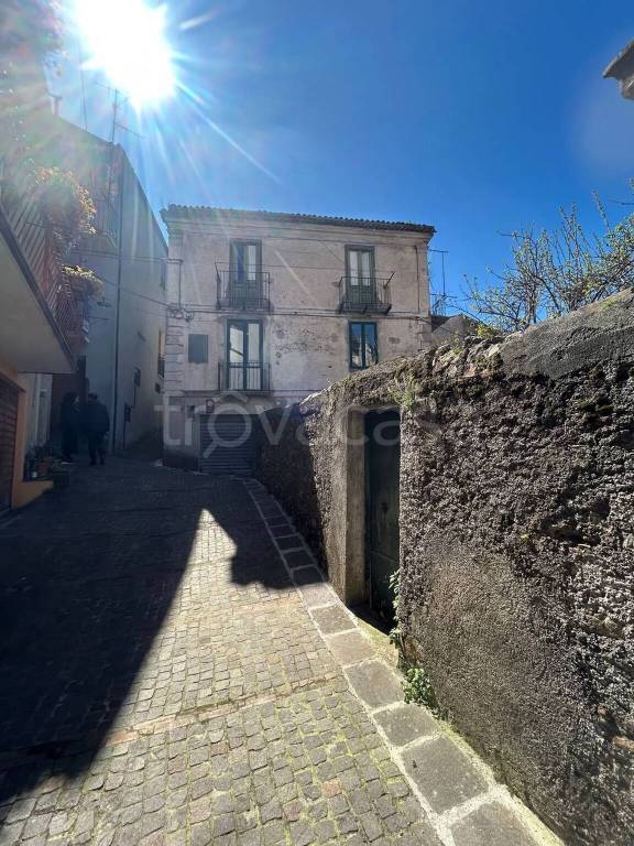 casa indipendente in vendita a Lauria