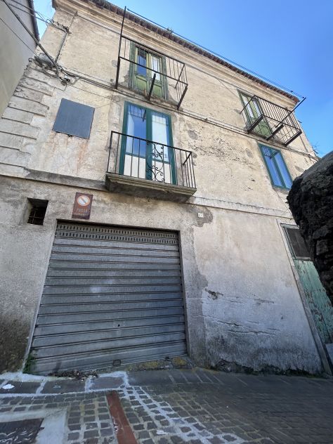 quadrivano in vendita a Lauria