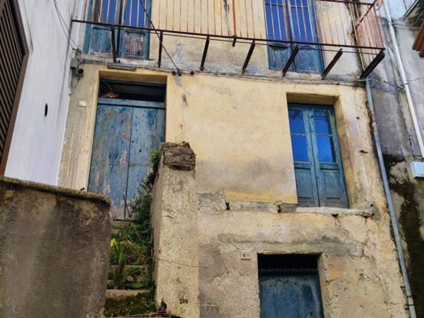 casa indipendente in vendita a Lauria