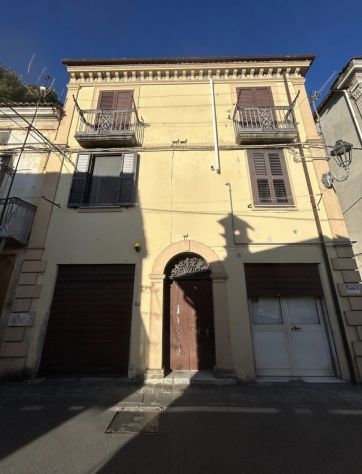 casa indipendente in vendita a Lauria