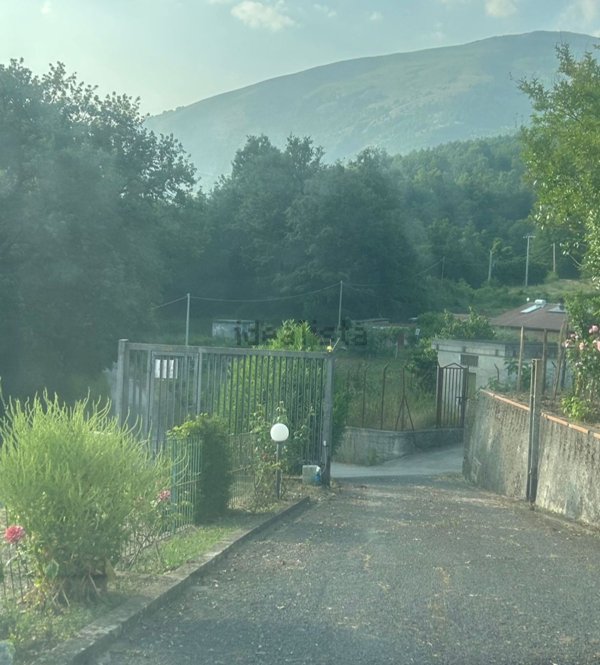 casa indipendente in vendita a Lauria