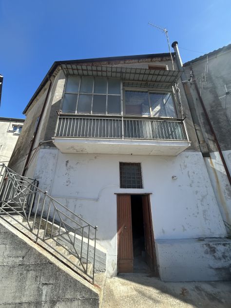 casa indipendente in vendita a Lauria