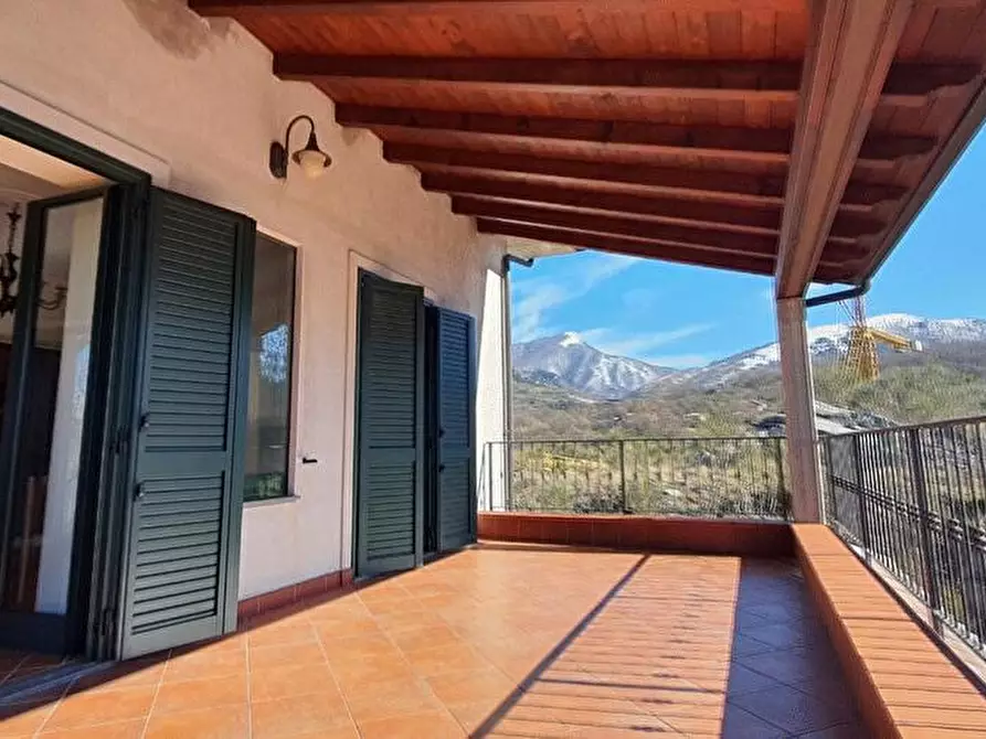 casa indipendente in vendita a Lauria