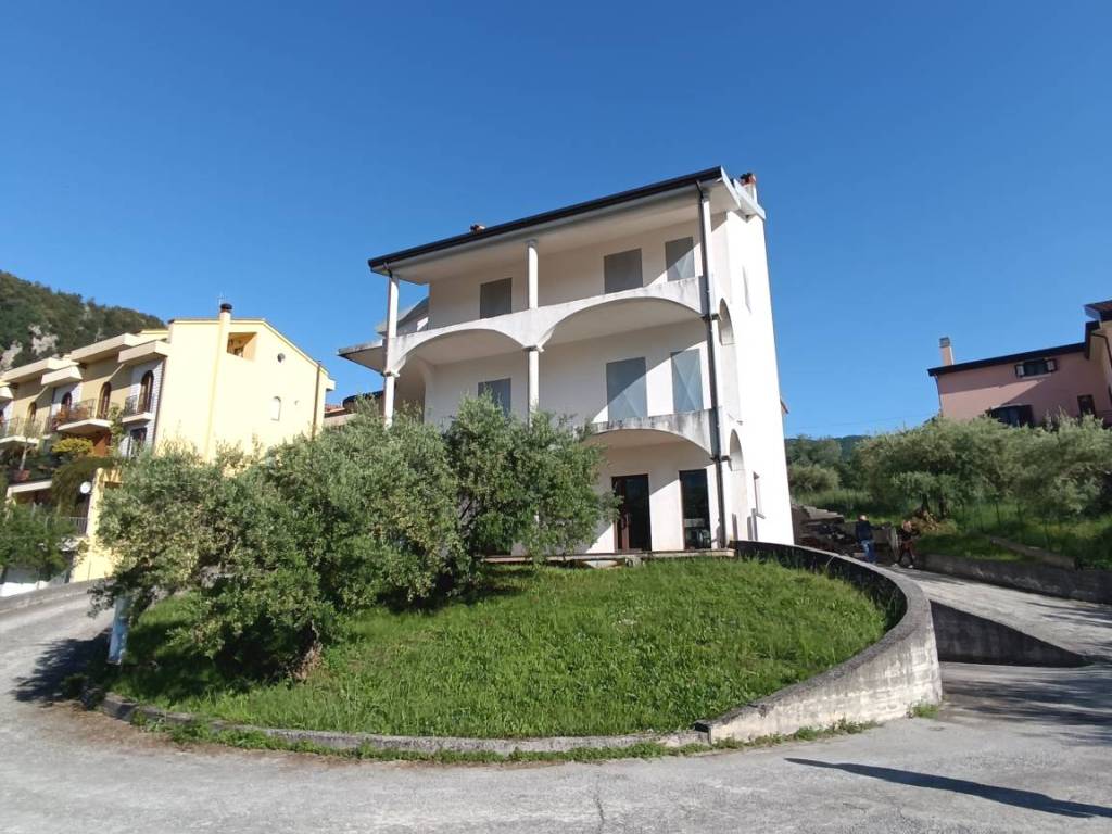 appartamento in vendita a Lauria