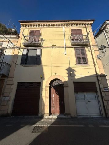 casa indipendente in vendita a Lauria