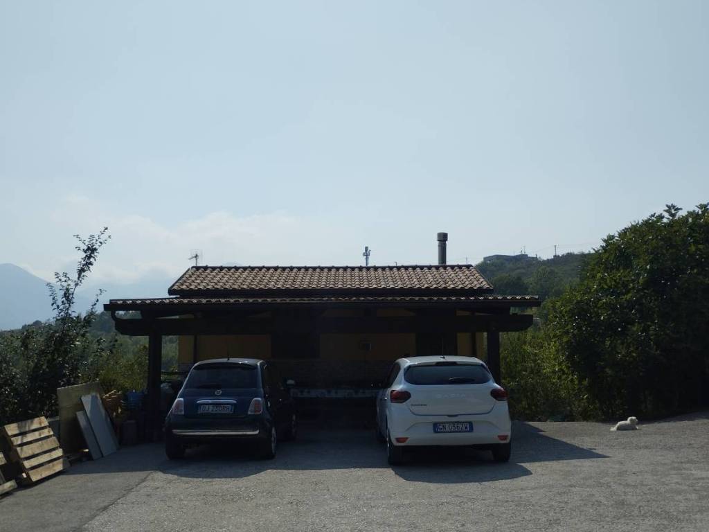 casa indipendente in vendita a Lauria