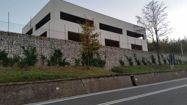 capannone in vendita a Lauria