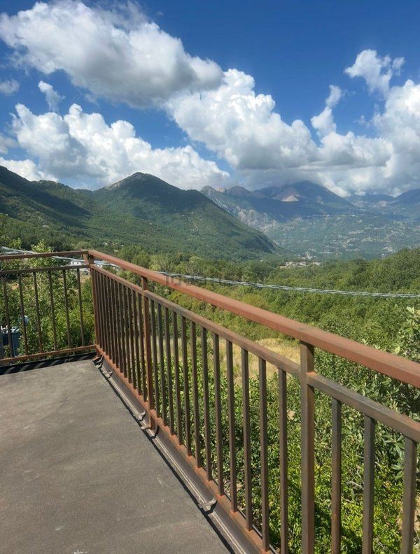 quadrivano in vendita a Lauria