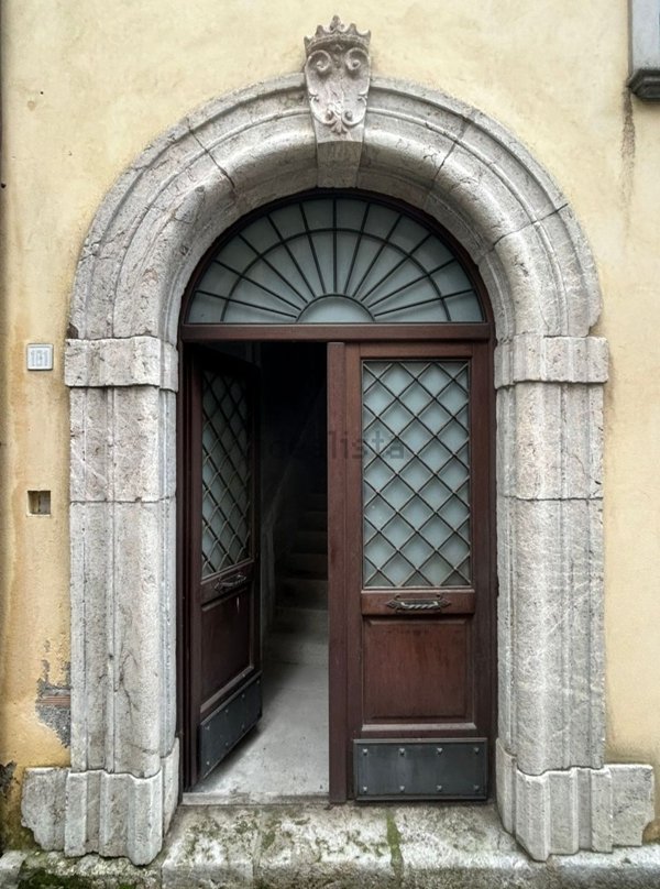 casa indipendente in vendita a Lauria