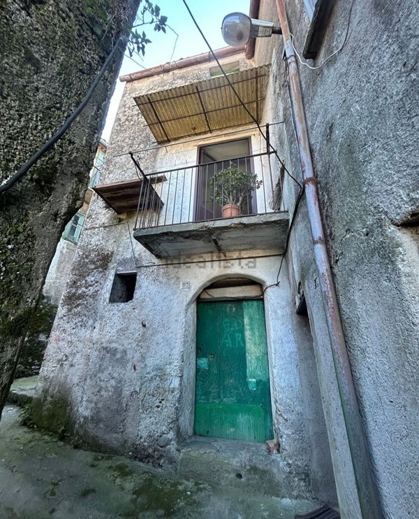casa indipendente in vendita a Lauria