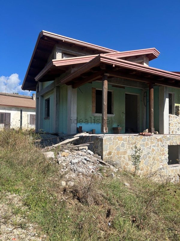 casa indipendente in vendita a Lauria