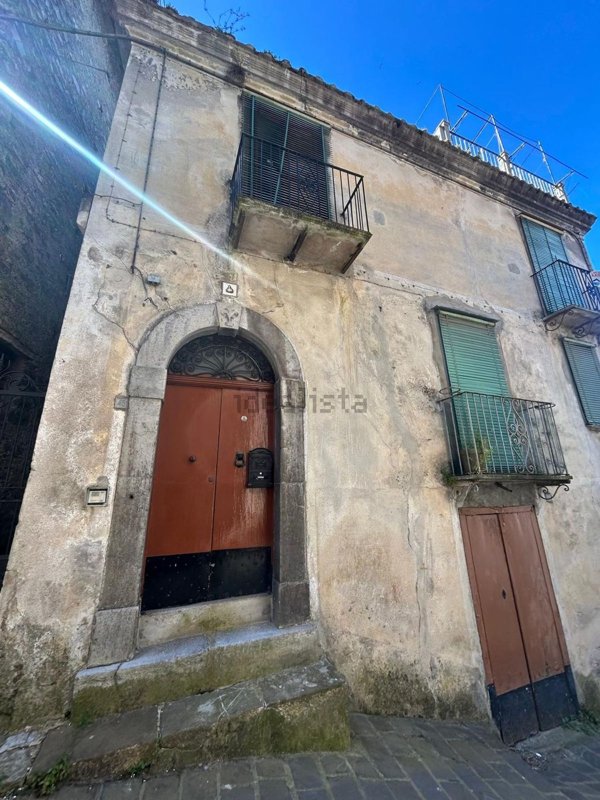 casa indipendente in vendita a Lauria