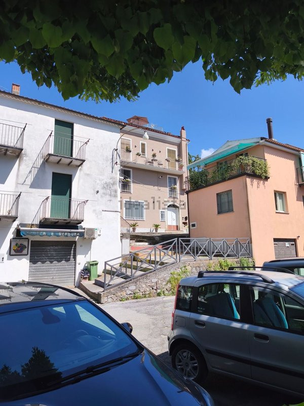 casa indipendente in vendita a Lauria