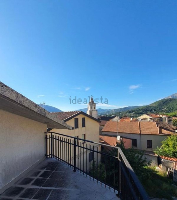 casa semindipendente in vendita a Lauria