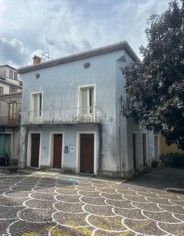 casa semindipendente in vendita a Lauria