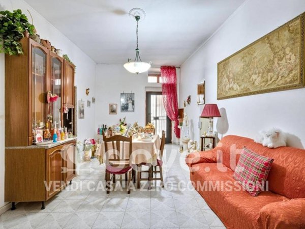 casa indipendente in vendita a Lavello