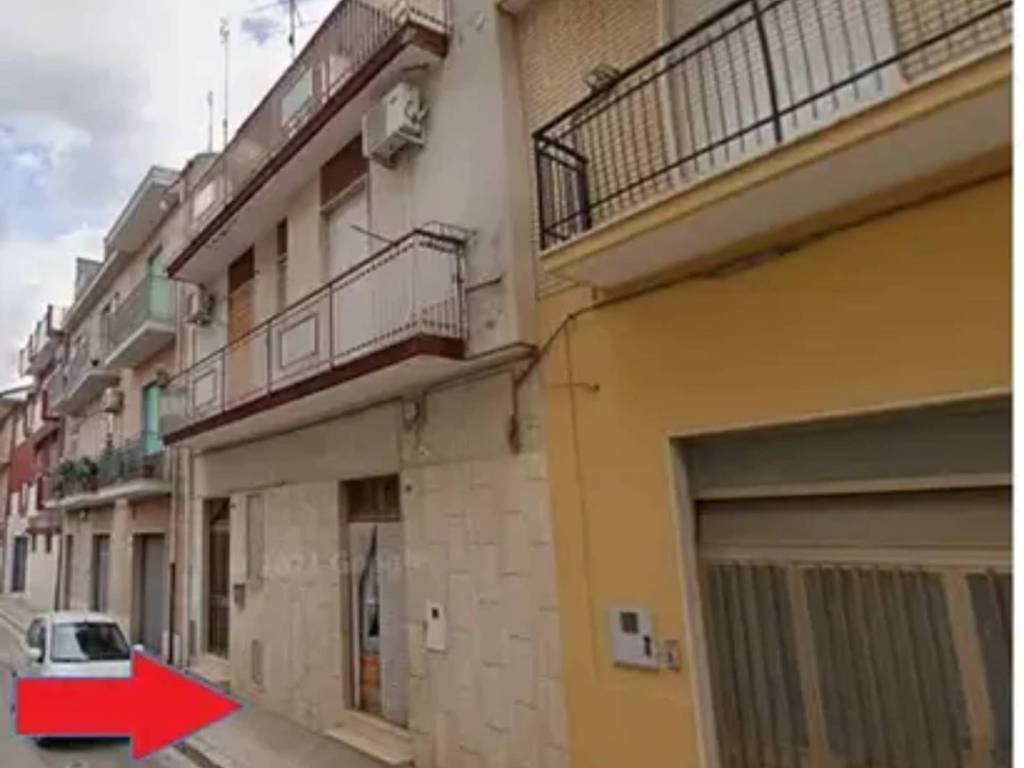 casa indipendente in vendita a Lavello