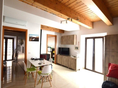 casa indipendente in vendita a Lavello