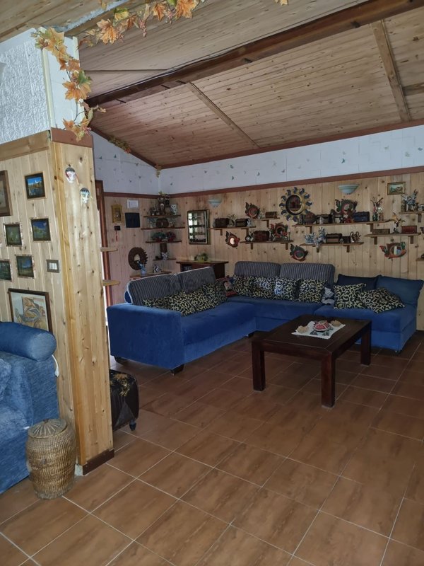 casa indipendente in vendita a Lavello