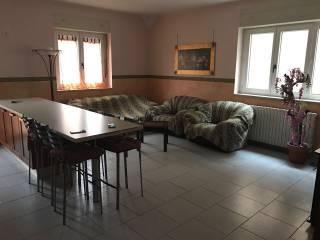 casa indipendente in vendita a Lavello