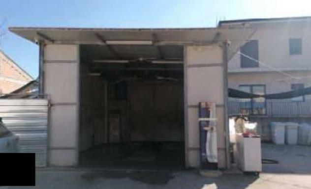 negozio in vendita a Lavello