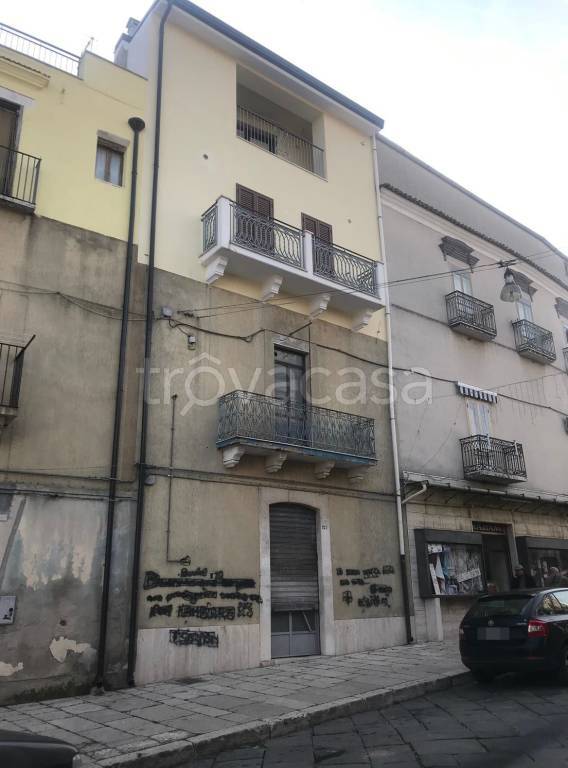 ufficio in vendita a Lavello