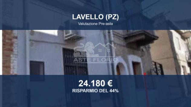 casa indipendente in vendita a Lavello