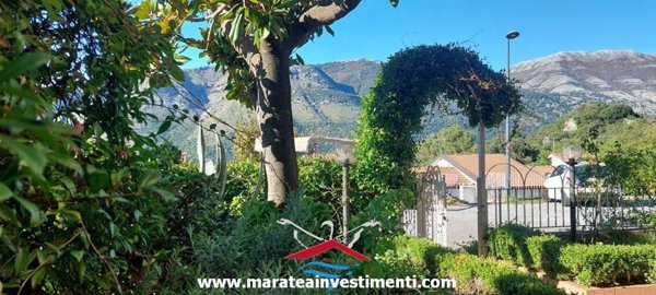 casa indipendente in vendita a Maratea in zona Porto