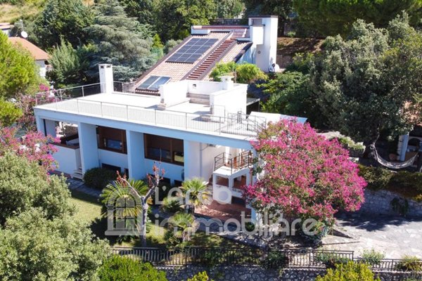 casa indipendente in vendita a Maratea