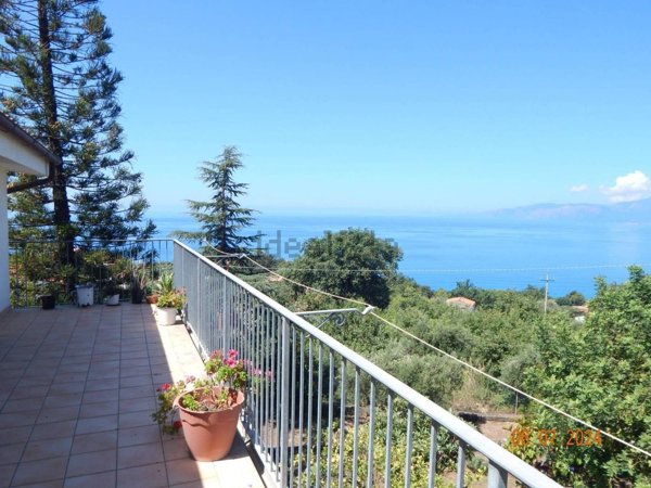 casa indipendente in vendita a Maratea in zona Acquafredda
