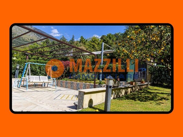 casa indipendente in vendita a Maratea