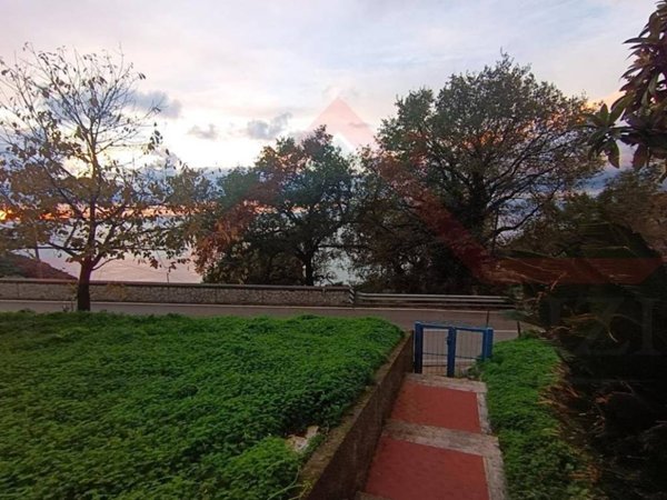appartamento in vendita a Maratea in zona Marina