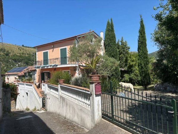 casa indipendente in vendita a Maratea in zona Massa