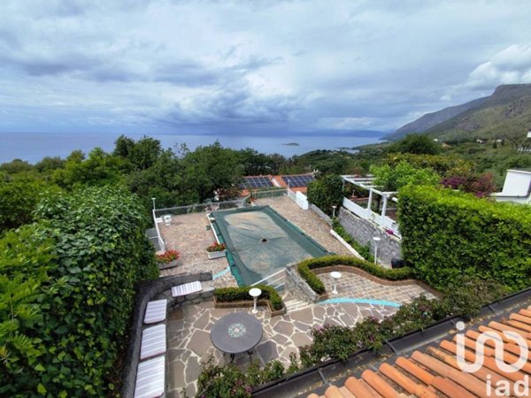 casa indipendente in vendita a Maratea in zona Marina