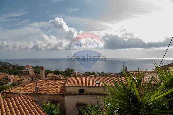 casa indipendente in vendita a Maratea in zona Acquafredda