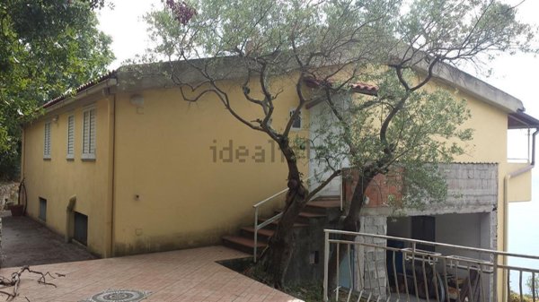 casa indipendente in vendita a Maratea in zona Castrocucco