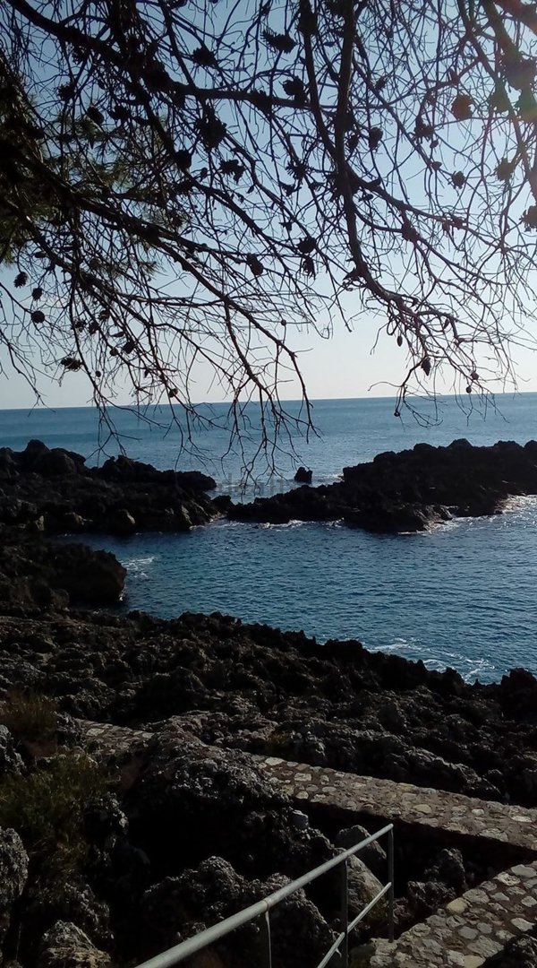 rudere in vendita a Maratea